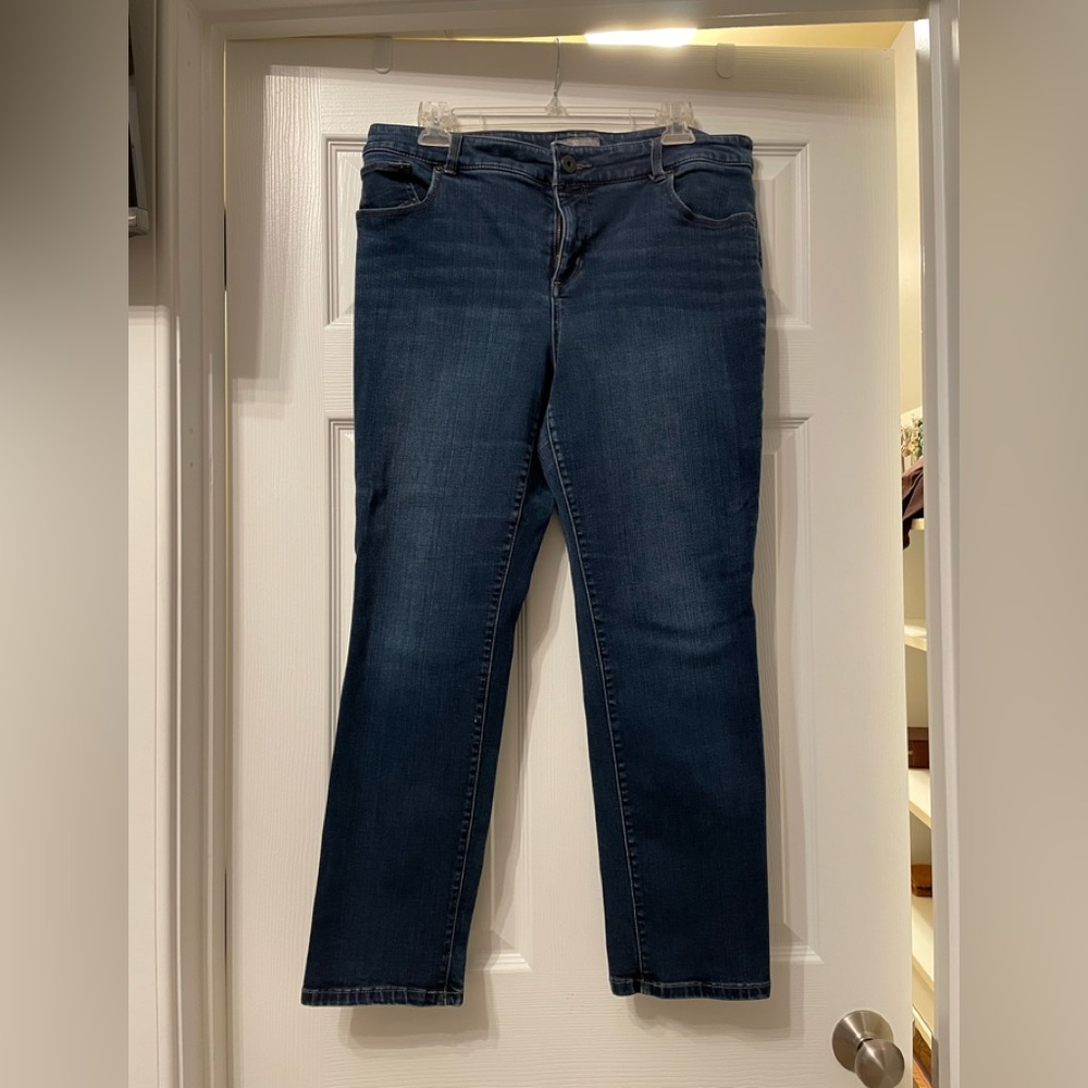 Chico’s So Slimming jeans